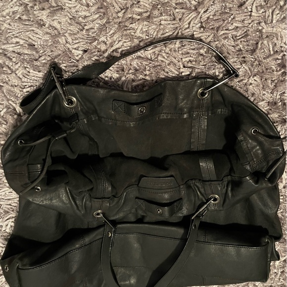 Authentic Burberry tote with dust bag. Like new condition. - Picture 12 of 15